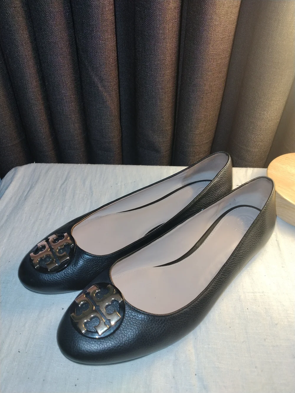 Tory Burch textured pairs burch